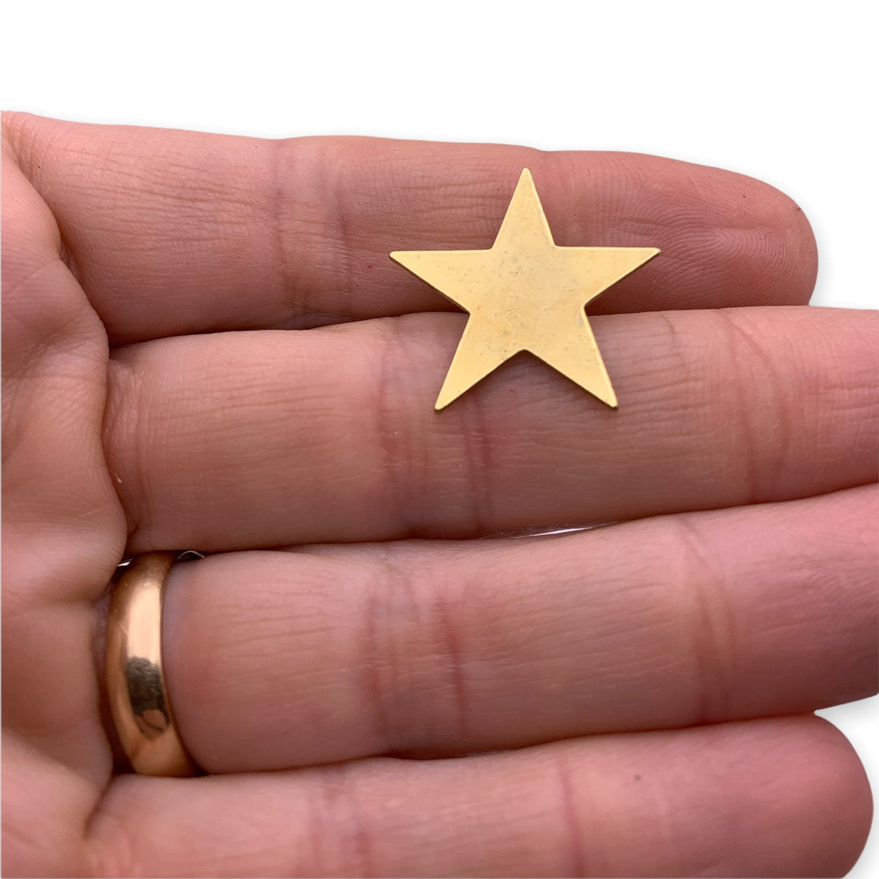 A05 Star Lapel Pin