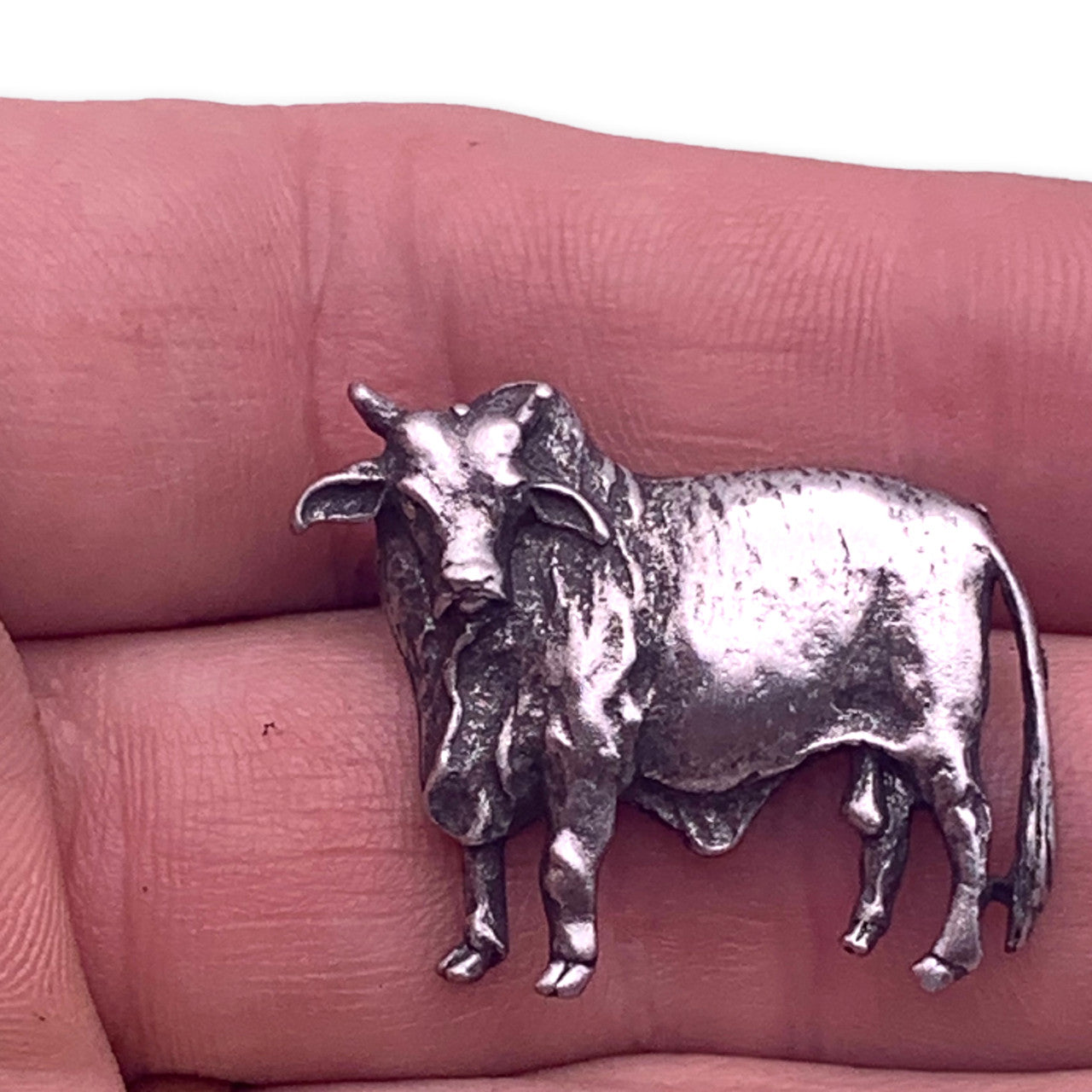 A31 Cow Pin