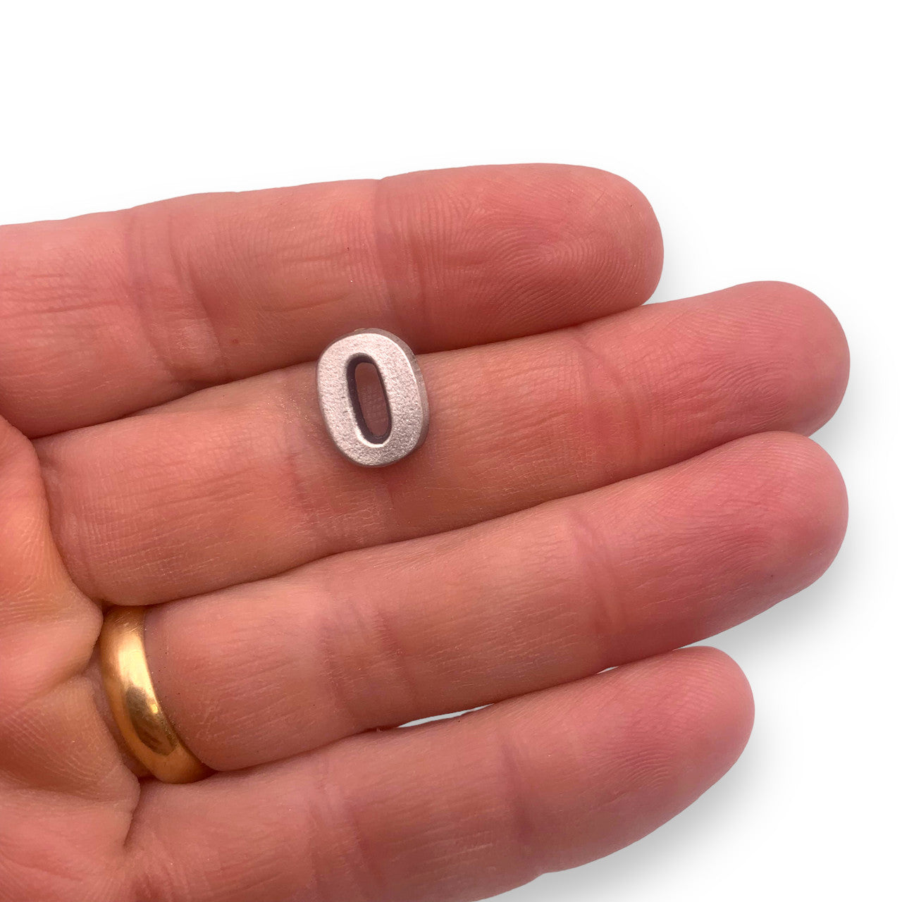 Number 0 Zero pin