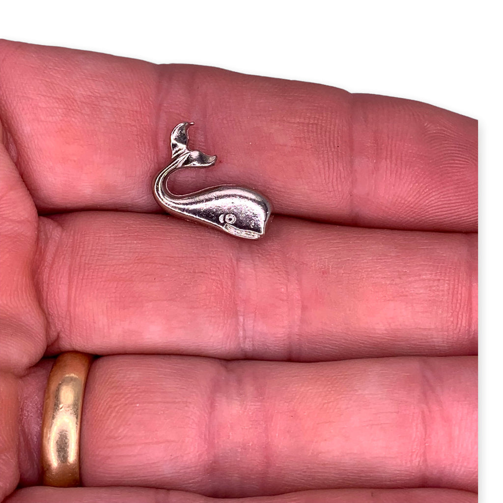 Whale 2 Lapel Pin