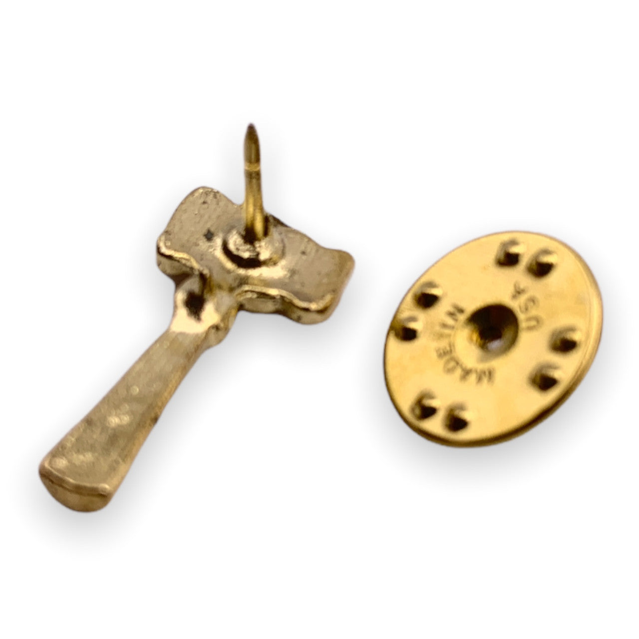 D03 Gavel Lapel Pin