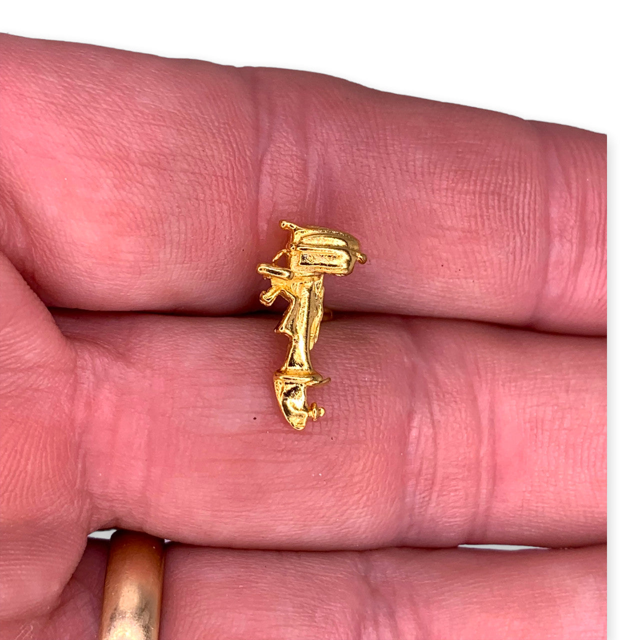 Outboard 2 Lapel Pin