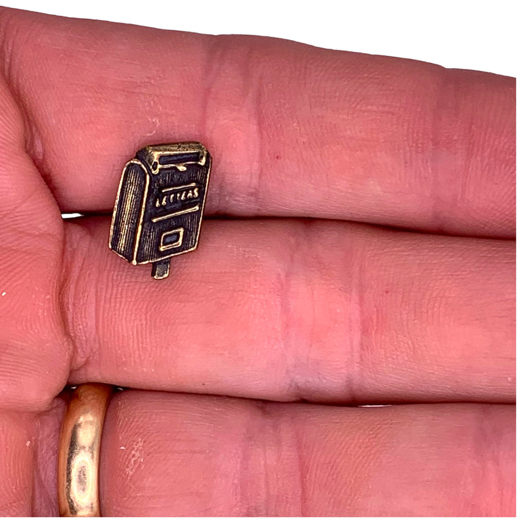 Mailbox Lapel Pin