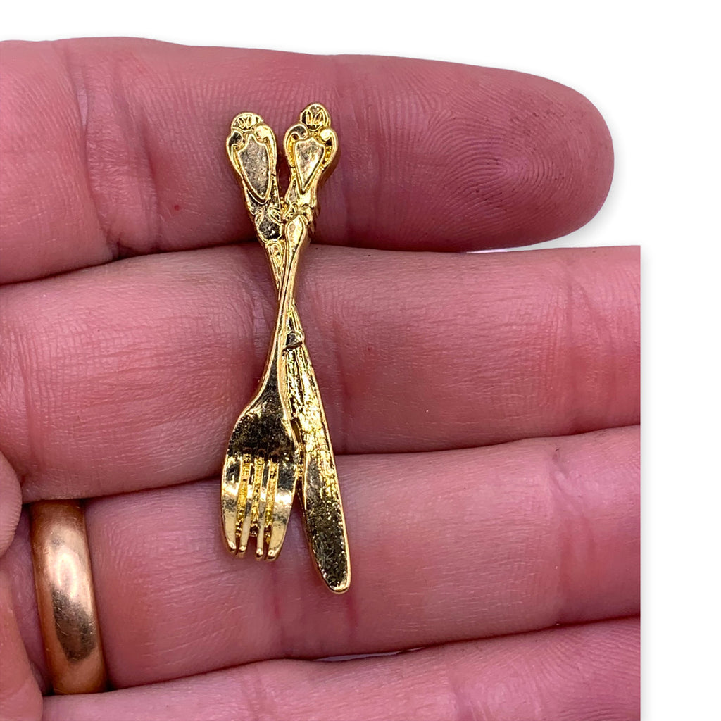 E18 - Fork & Knife Lapel Pin