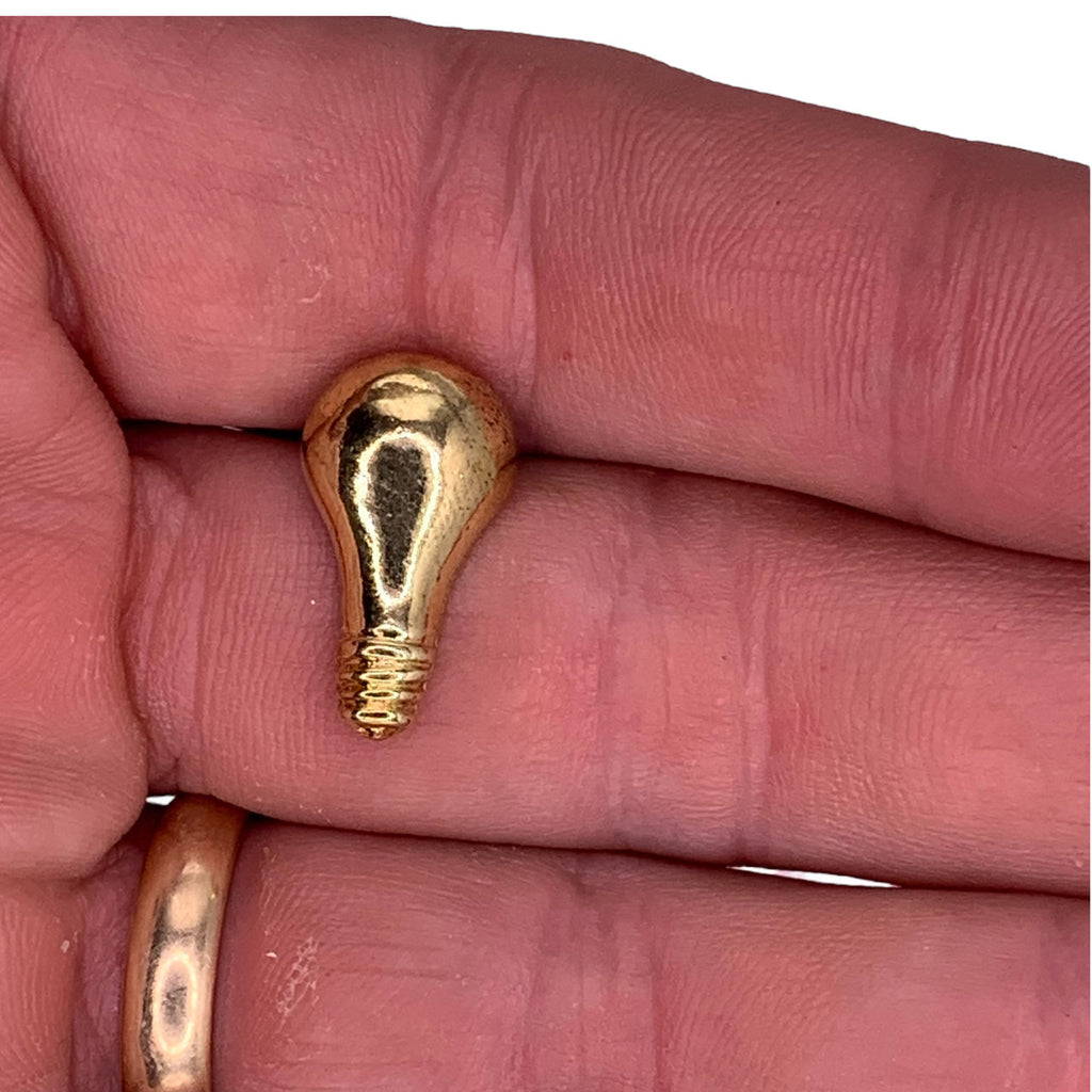 F05 Light Bulb Lapel Pin