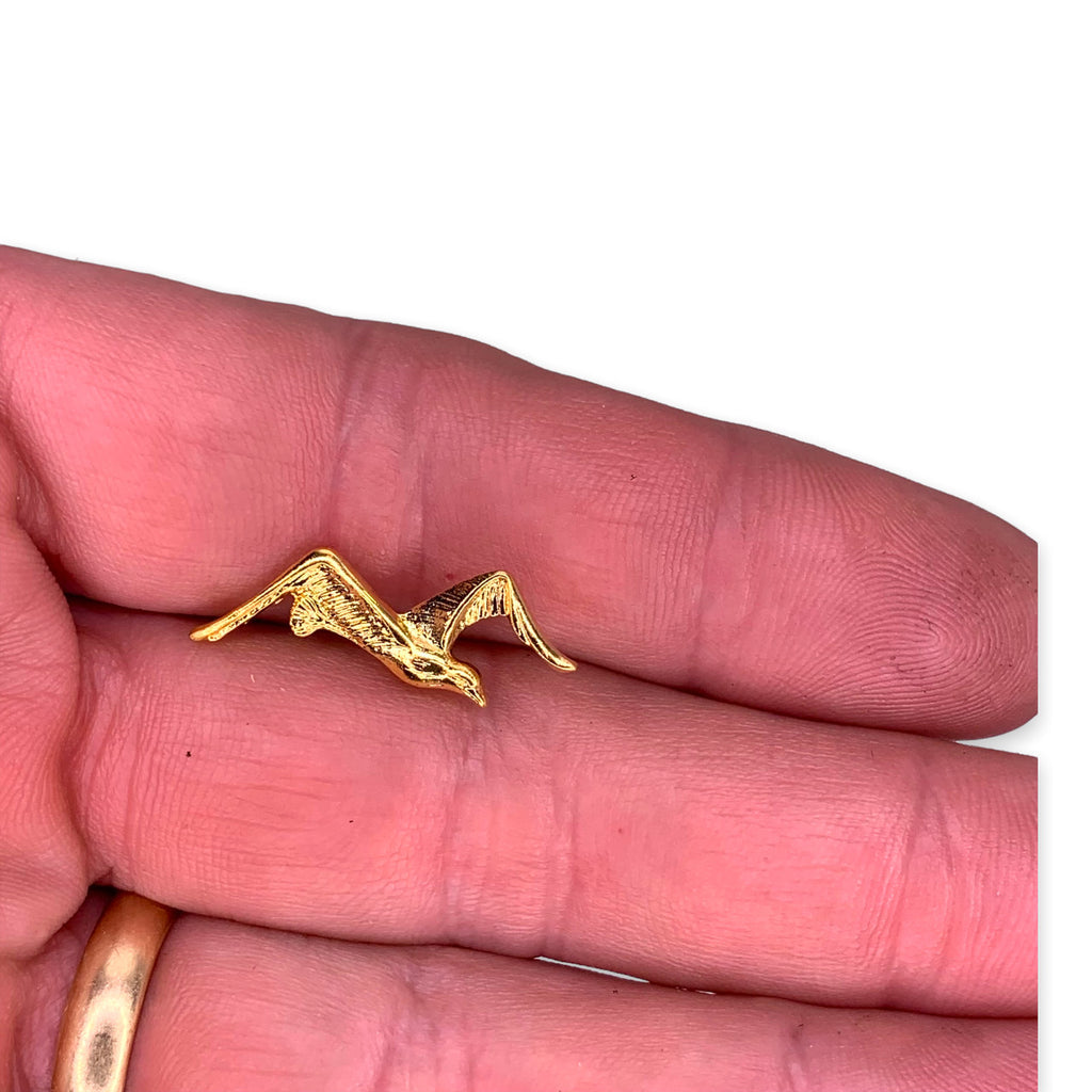 Gull 2 Lapel Pin