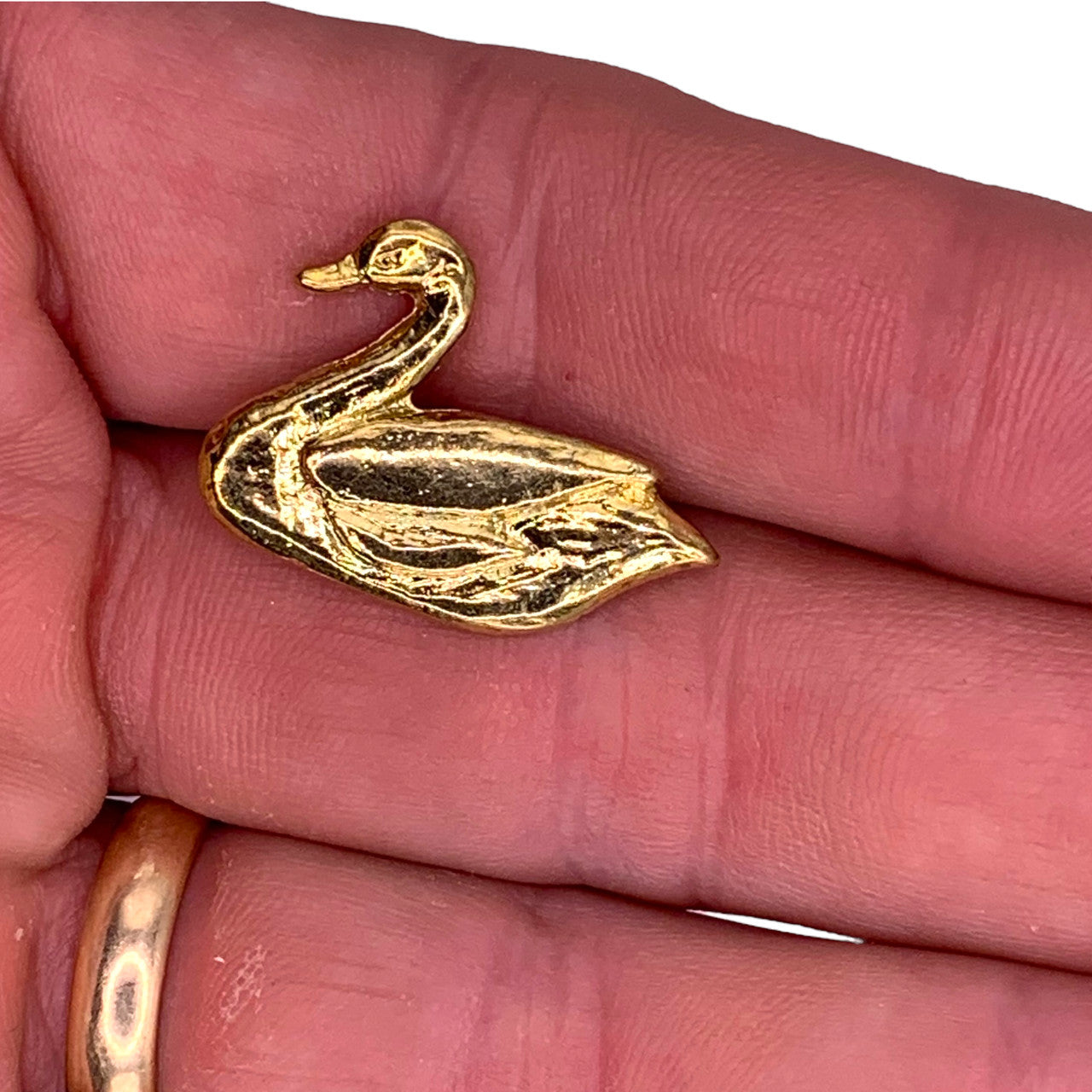 Swan Lapel Pin