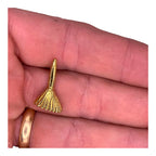 Duster Lapel Pin