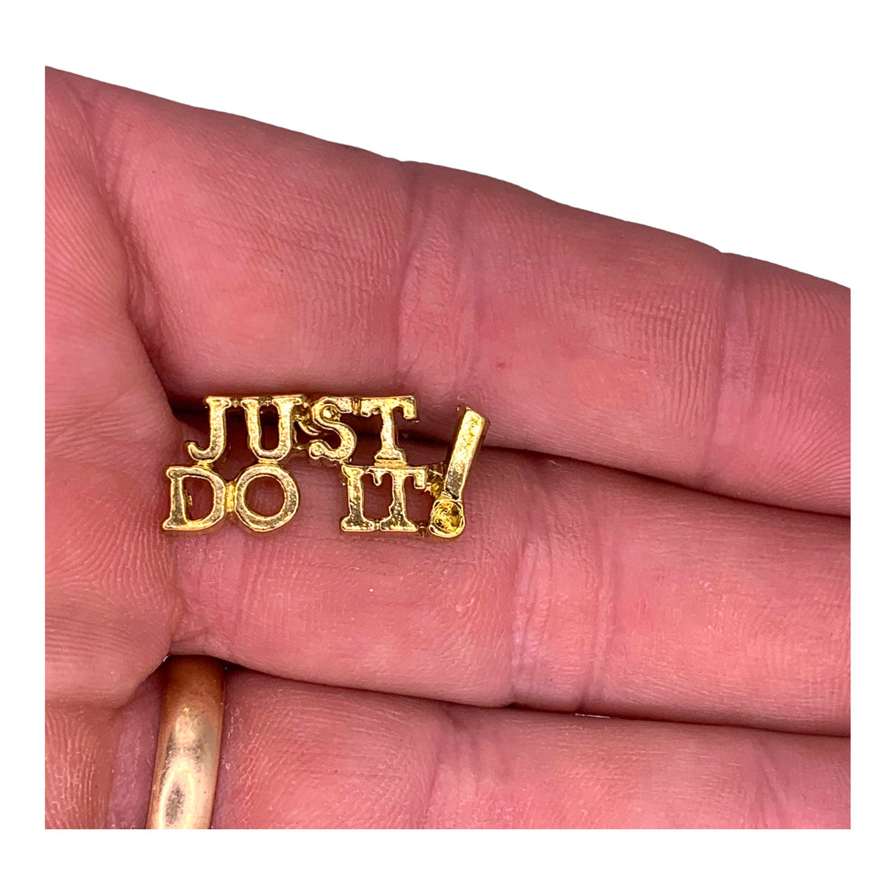 Just do it Lapel Pin