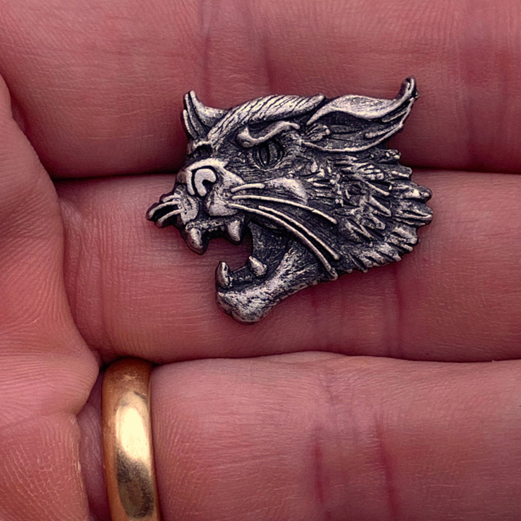 H12 Wildcat Head Lapel Pin