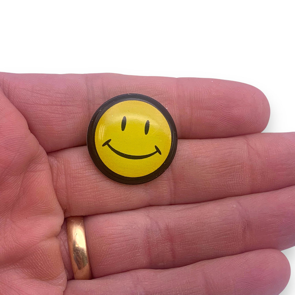 Smiley Face Pin