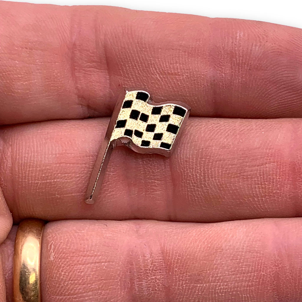 Single Checkered Flag Pin