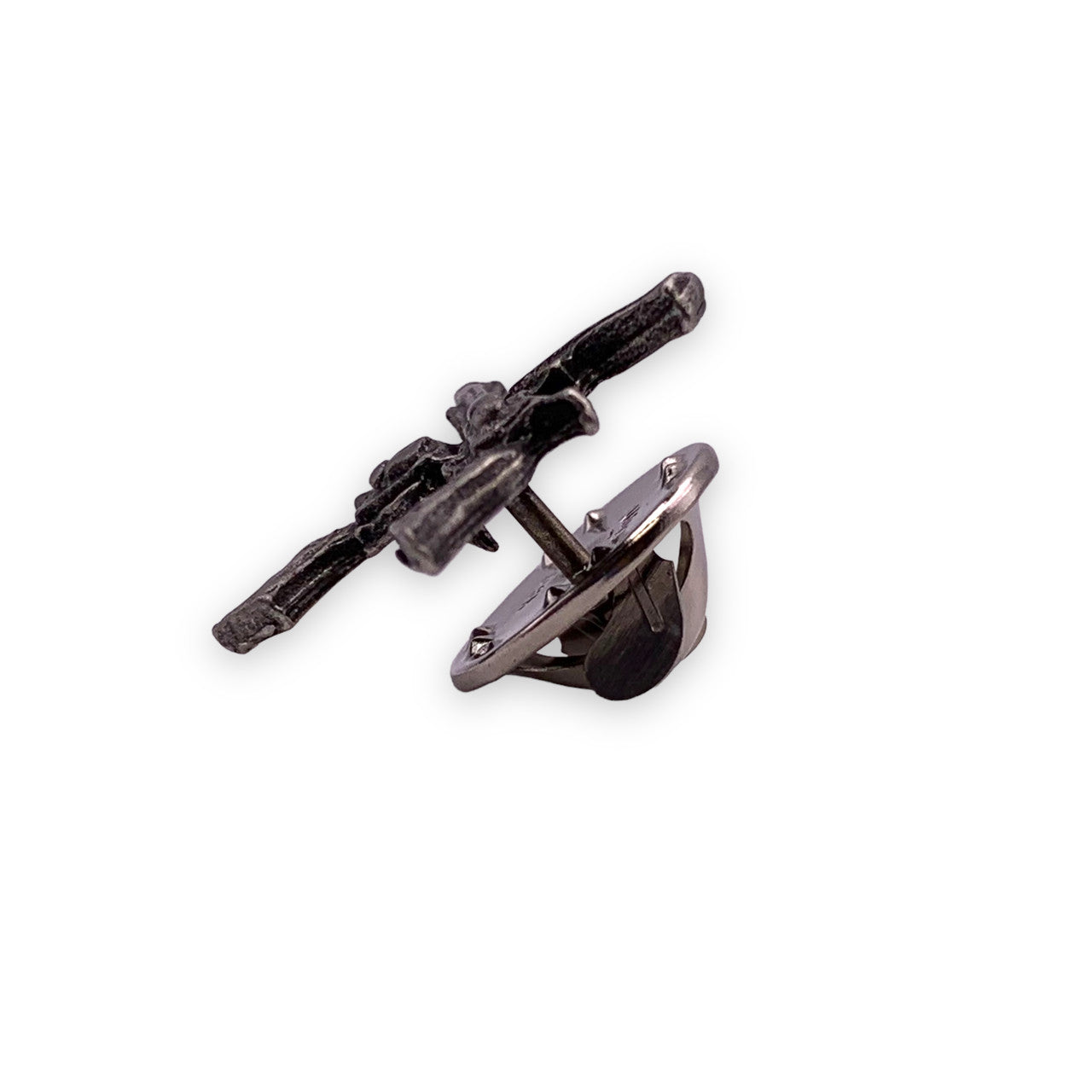 Crossed Guns Lapel Pin