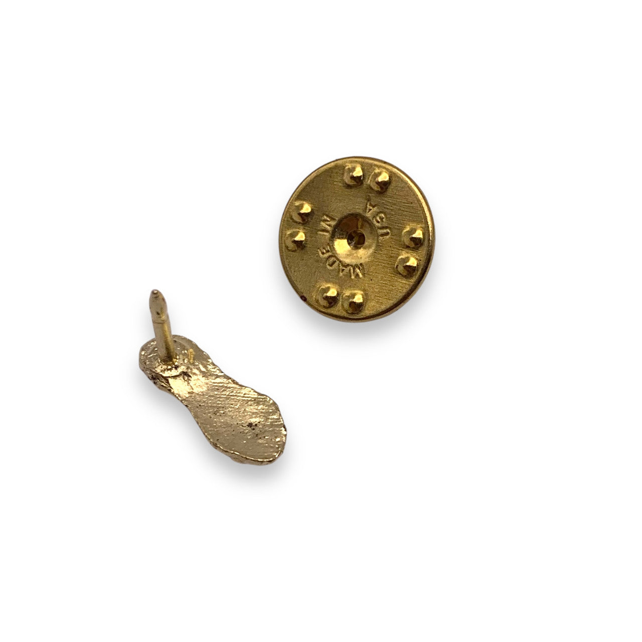 N07 - Peanut Lapel Pin