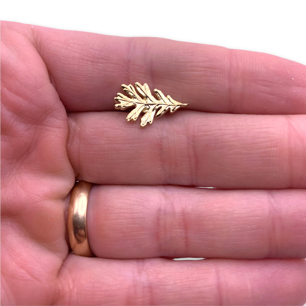 Oak Leaf Lapel Pin