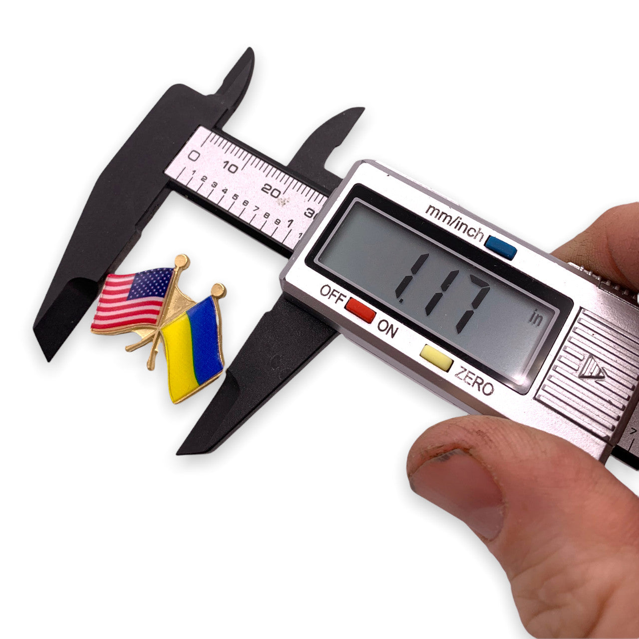 US / UKRAINE Crossed Flags Lapel Pin