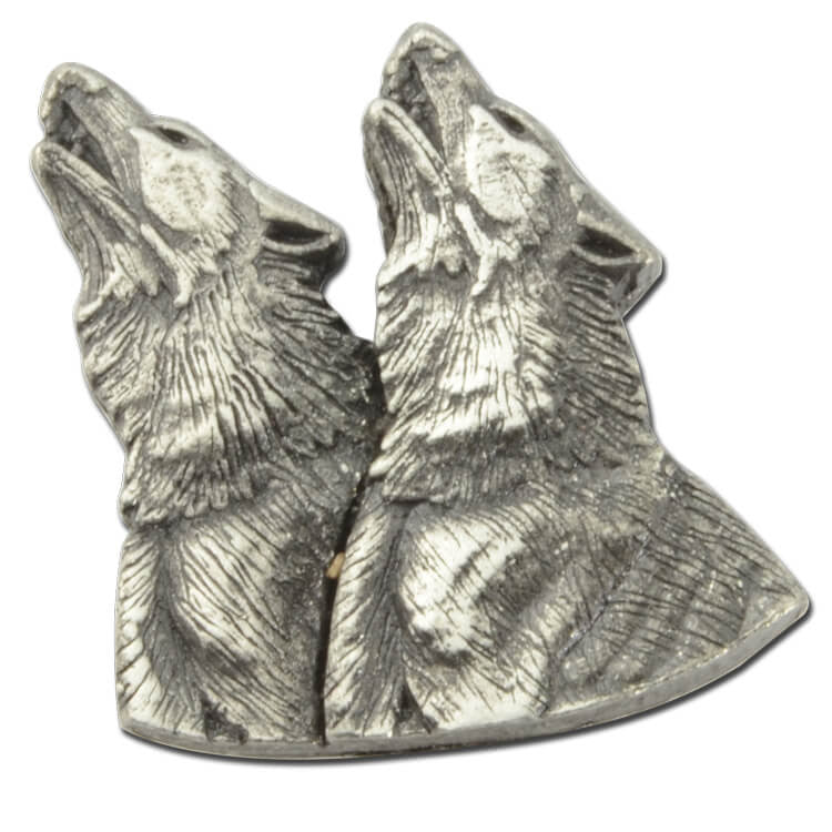 Howling Wolves