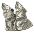 Howling Wolves